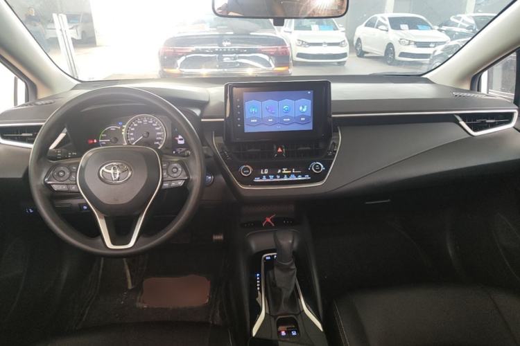 Used Toyota Corolla 2021 Dual-Engine 1.8L E-CVT Pioneer Edition Center Console