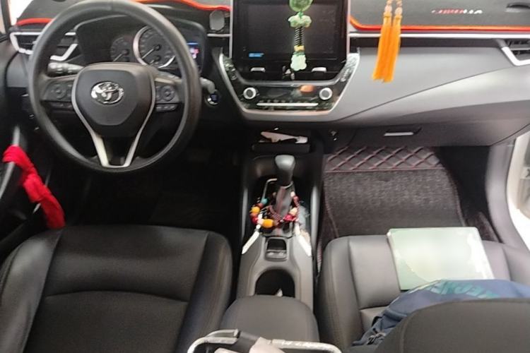 Used Toyota Corolla 2021 1.2T S-CVT Elite PLUS Edition Center Console