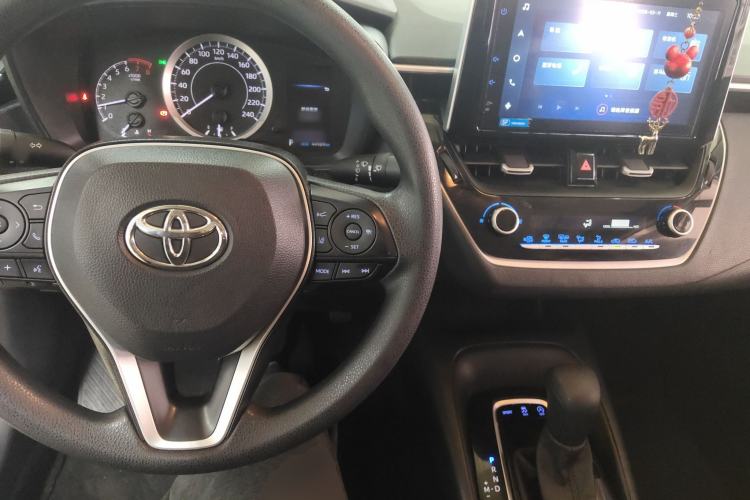 Used Toyota Corolla 2021 1.2T S-CVT Elite Edition Center Console