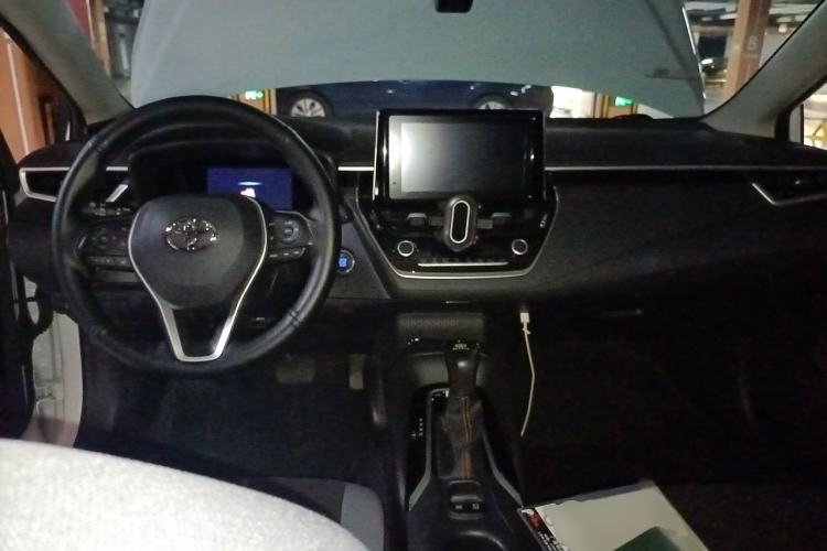 Used Toyota Corolla 2021 1.2T S-CVT Elite PLUS Edition Center Console