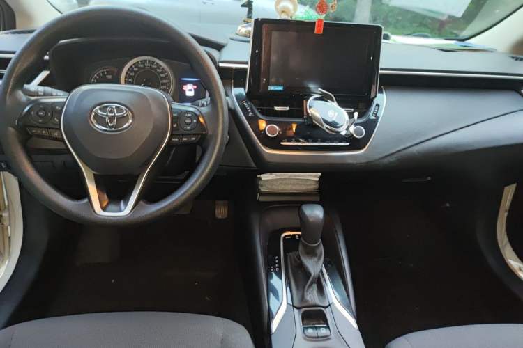 Used Toyota Corolla 2021 TNGA 1.5L CVT Elite Edition Center Console