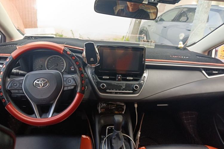 Used Toyota Corolla 2021 1.2T S-CVT Elite Edition Center Console