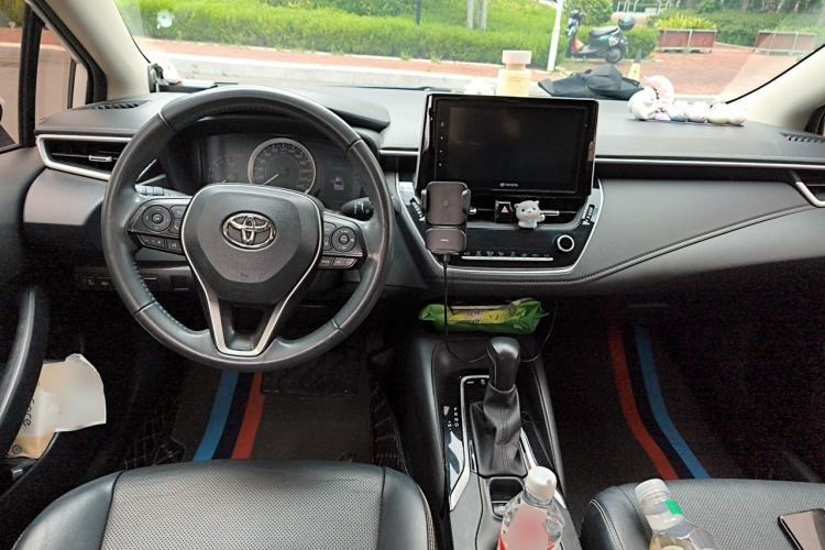 Used Toyota Corolla 2021 1.2T S-CVT Luxury Edition Center Console