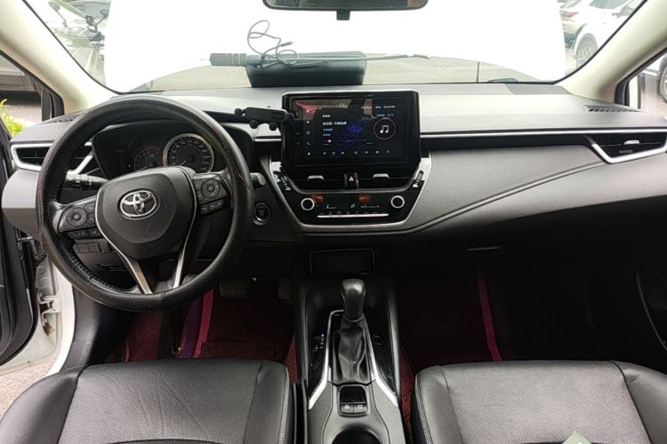 Used Toyota Corolla 2021 1.2T S-CVT Luxury Edition Center Console