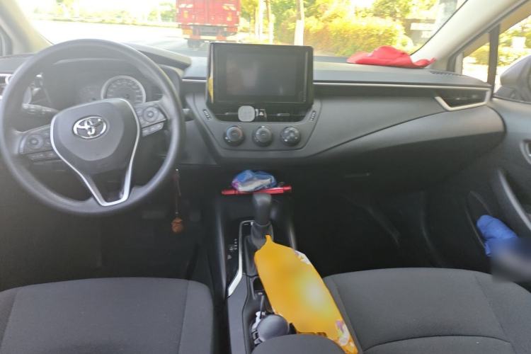 Used Toyota Corolla 2021 TNGA 1.5L CVT Pioneer Edition Center Console