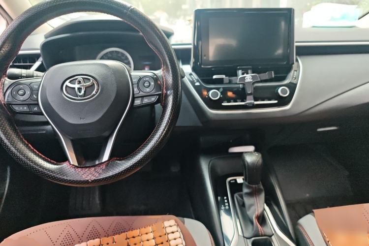 Used Toyota Corolla 2021 1.2T S-CVT Elite Edition Center Console