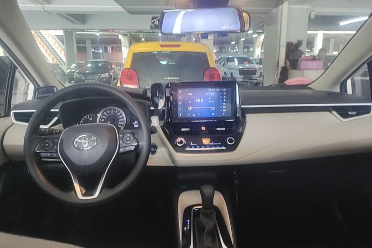 Used Toyota Corolla 2021 1.2T S-CVT Elite Edition Center Console