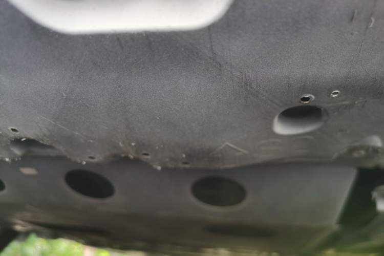 Used Toyota Corolla 2021 Dual-Motor 1.8L E-CVT Elite Edition Chassis Front