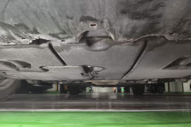 Used Toyota Corolla 2021 Dual-Motor 1.8L E-CVT Elite Edition Chassis Front