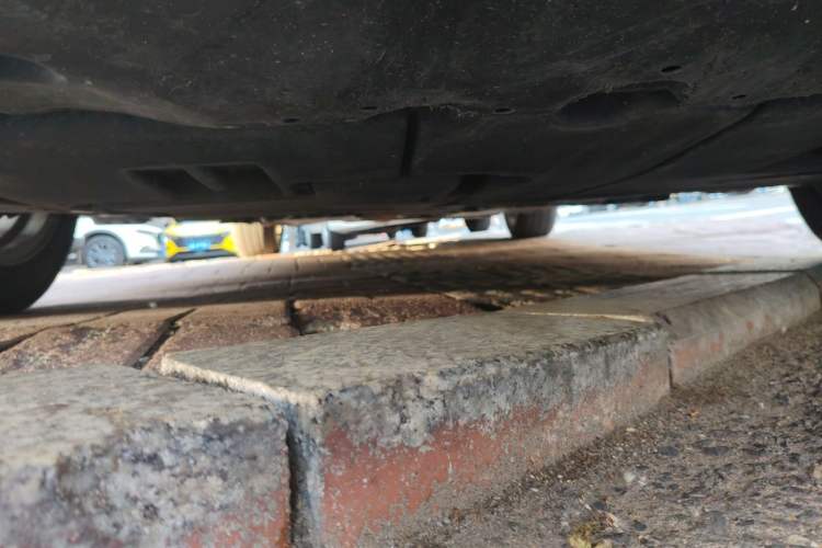Used Toyota Corolla 2021 Dual-Motor 1.8L E-CVT Elite Edition Chassis Front