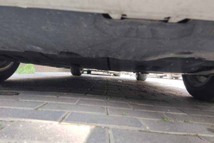 Used Toyota Corolla 2021 Dual-Motor 1.8L E-CVT Elite Edition Chassis Front
