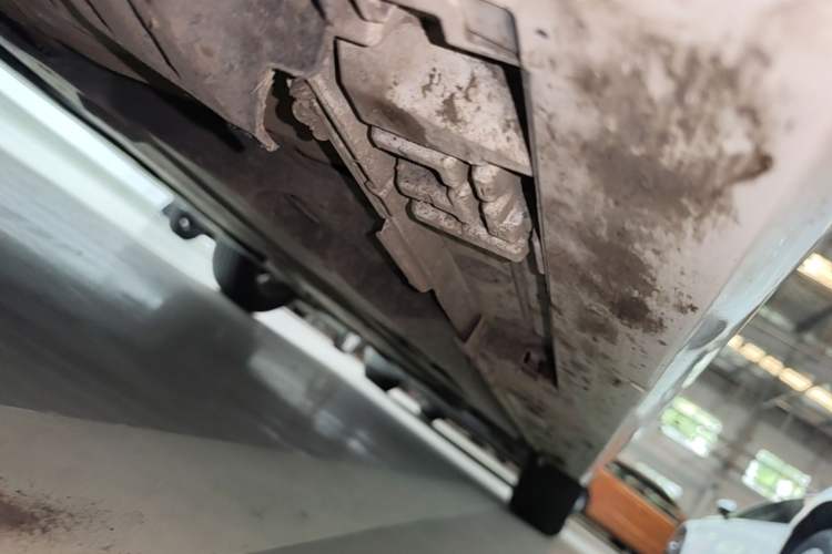 Used Toyota Corolla 2021 Dual-Engine 1.8L E-CVT Pioneer Edition Chassis Front Left
