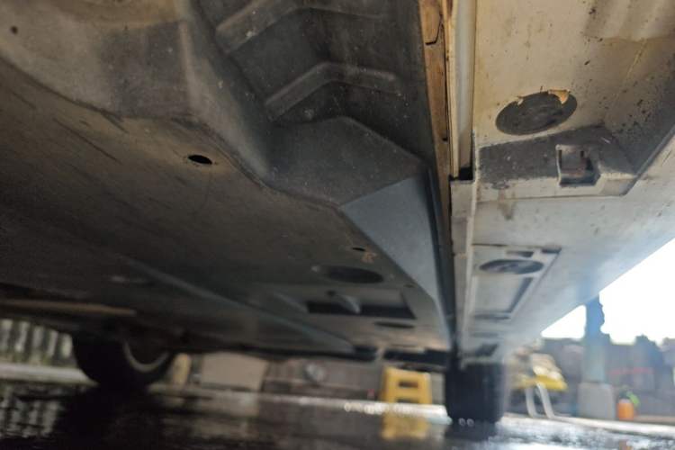 Used Toyota Corolla 2021 Dual-Motor 1.8L E-CVT Elite Edition Chassis Front Left