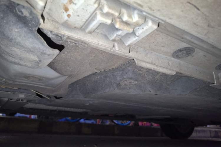 Used Toyota Corolla 2021 Dual-Motor 1.8L E-CVT Elite Edition Chassis Front Left