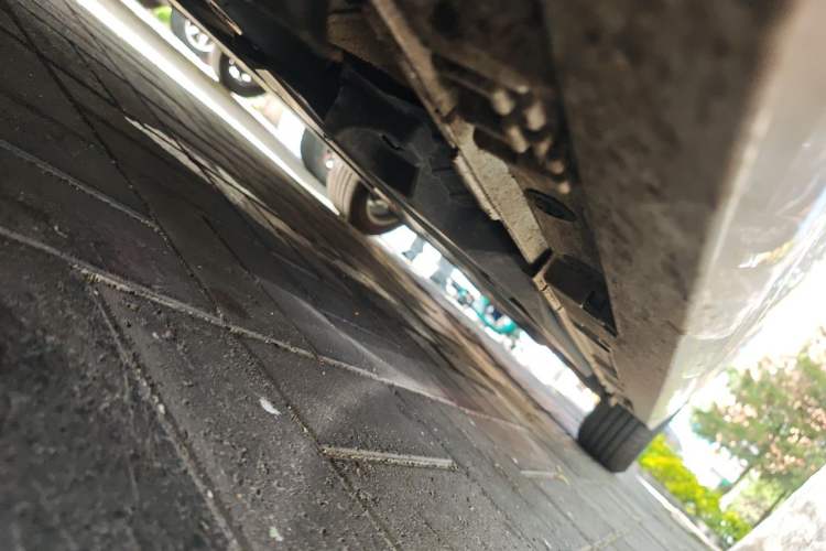 Used Toyota Corolla 2021 Dual-Motor 1.8L E-CVT Elite Edition Chassis Front Left