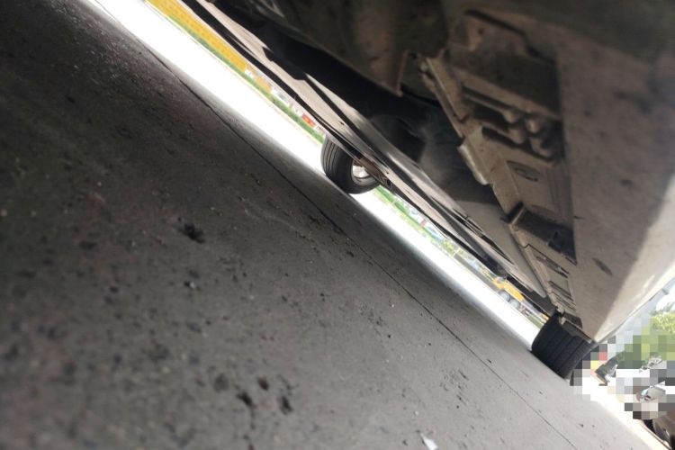Used Toyota Corolla 2021 Dual-Motor 1.8L E-CVT Elite Edition Chassis Front Left