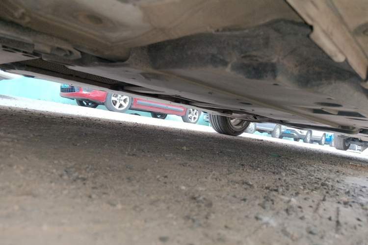 Used Toyota Corolla 2021 Dual-Motor 1.8L E-CVT Elite Edition Chassis Front Left