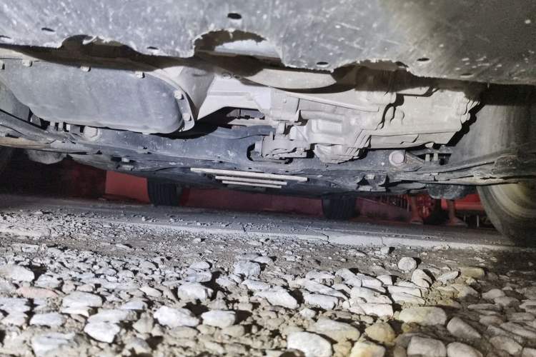 Used Toyota Corolla 2021 Dual-Motor 1.8L E-CVT Elite Edition Chassis Front