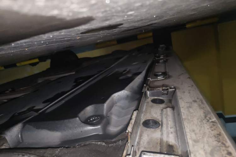 Used Toyota Corolla 2021 Dual-Motor 1.8L E-CVT Elite Edition Chassis Front Right