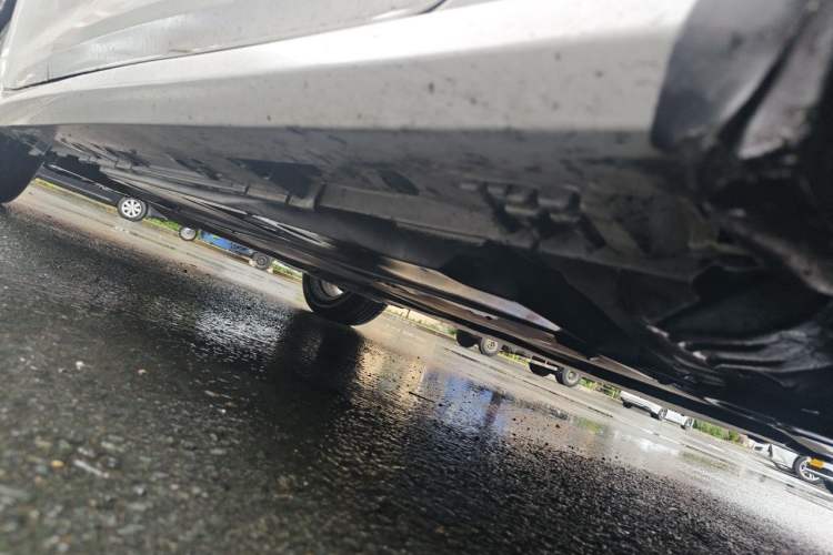 Used Toyota Corolla 2021 Dual-Motor 1.8L E-CVT Elite Edition Chassis Front Right