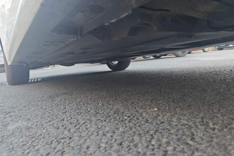 Used Toyota Corolla 2021 Dual-Motor 1.8L E-CVT Elite Edition Chassis Front Right