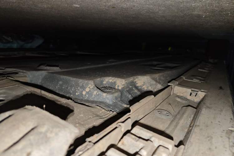 Used Toyota Corolla 2021 Dual-Motor 1.8L E-CVT Elite Edition Chassis Front Right