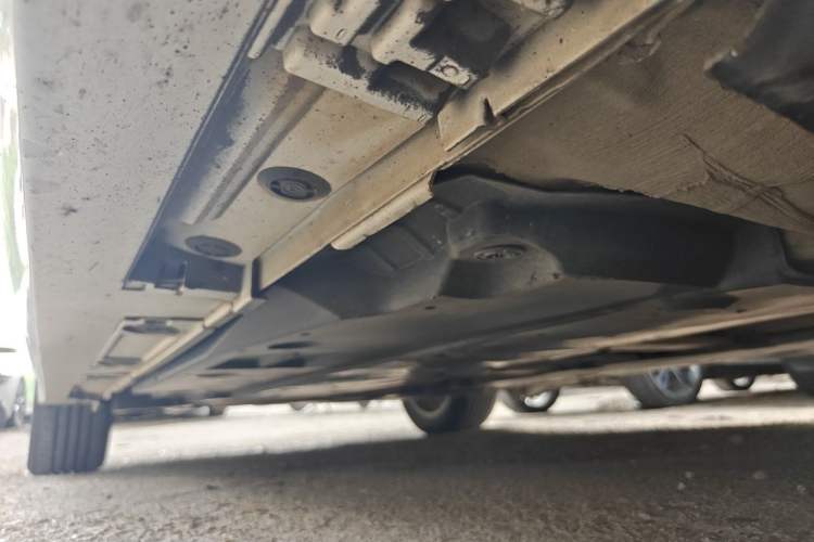 Used Toyota Corolla 2021 Dual-Motor 1.8L E-CVT Elite Edition Chassis Front Right