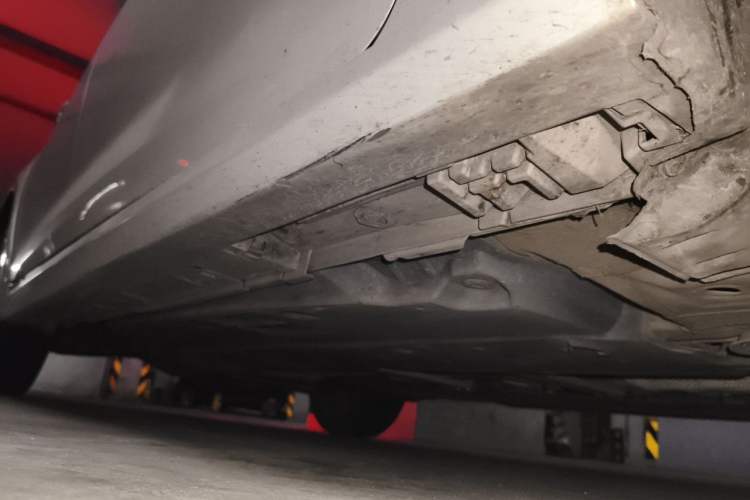 Used Toyota Corolla 2021 Dual-Motor 1.8L E-CVT Elite Edition Chassis Front Right