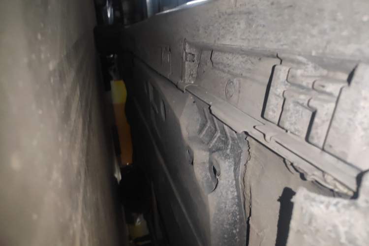 Used Toyota Corolla 2021 Dual-Motor 1.8L E-CVT Elite Edition Chassis Front Right