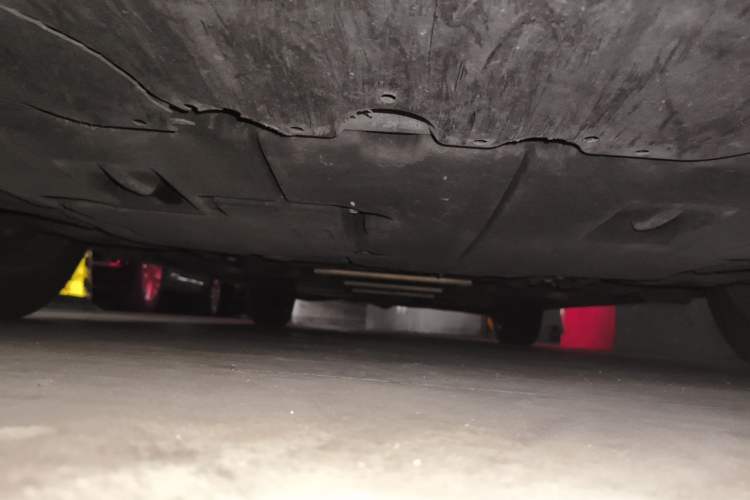 Used Toyota Corolla 2021 Dual-Motor 1.8L E-CVT Elite Edition Chassis Front