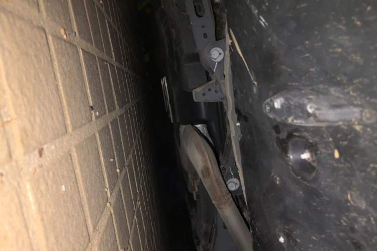 Used Toyota Corolla 2021 Dual-Motor 1.8L E-CVT Elite Edition Chassis Rear