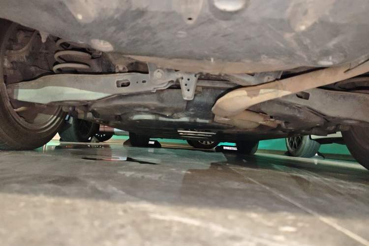Used Toyota Corolla 2021 Dual-Motor 1.8L E-CVT Elite Edition Chassis Rear