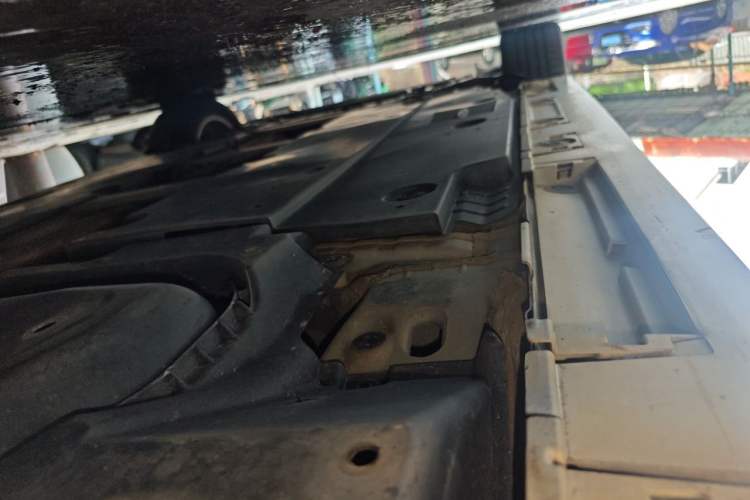 Used Toyota Corolla 2021 Dual-Motor 1.8L E-CVT Elite Edition Chassis Rear Left