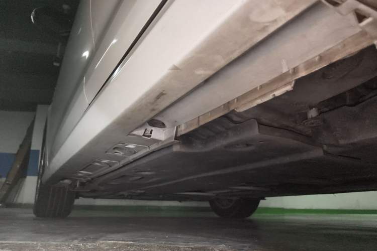 Used Toyota Corolla 2021 Dual-Motor 1.8L E-CVT Elite Edition Chassis Rear Left