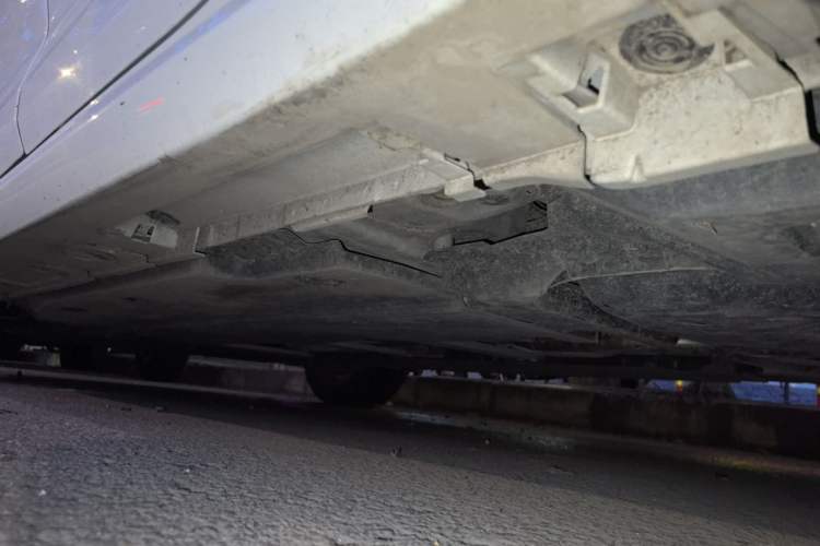 Used Toyota Corolla 2021 Dual-Motor 1.8L E-CVT Elite Edition Chassis Rear Left