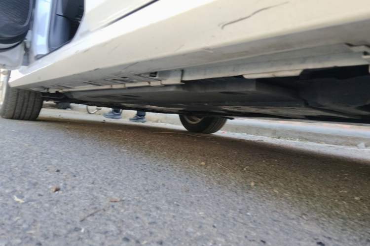 Used Toyota Corolla 2021 Dual-Motor 1.8L E-CVT Elite Edition Chassis Rear Left