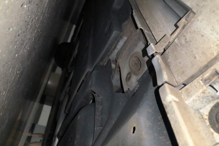 Used Toyota Corolla 2021 Dual-Motor 1.8L E-CVT Elite Edition Chassis Rear Left