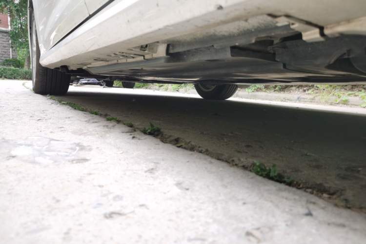 Used Toyota Corolla 2021 Dual-Motor 1.8L E-CVT Elite Edition Chassis Rear Left