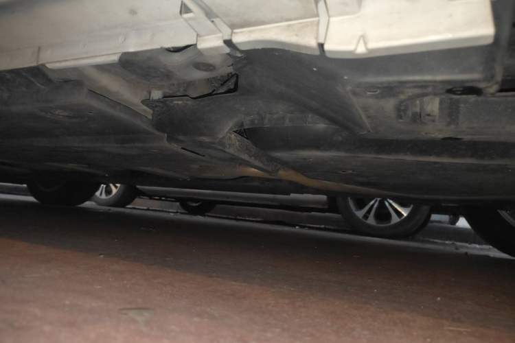 Used Toyota Corolla 2021 Dual-Motor 1.8L E-CVT Elite Edition Chassis Rear Left