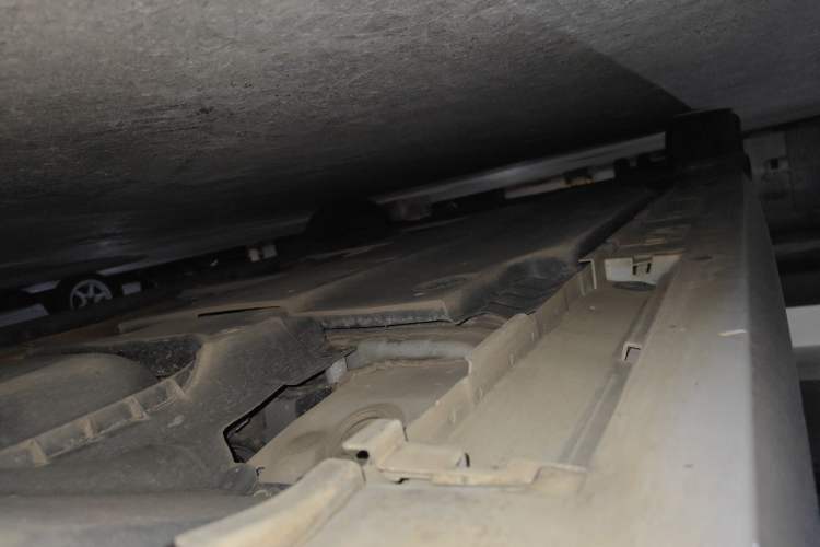 Used Toyota Corolla 2021 Dual-Motor 1.8L E-CVT Elite Edition Chassis Rear Left