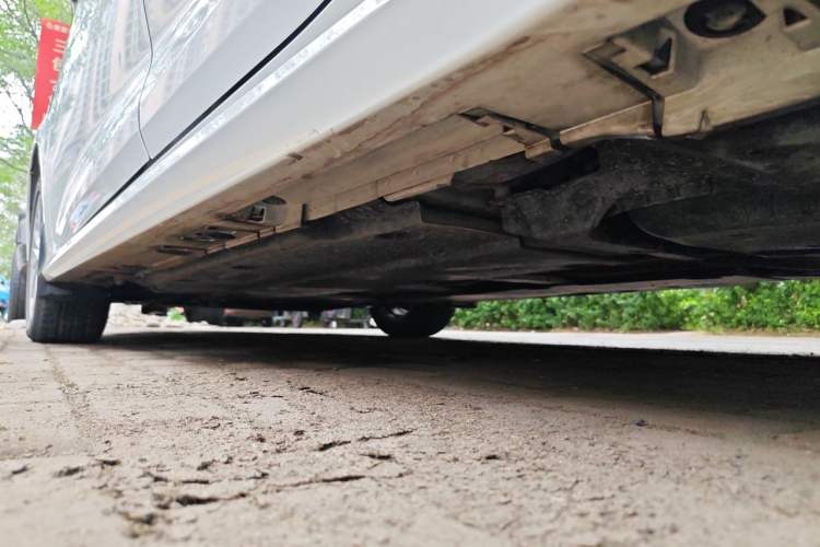 Used Toyota Corolla 2021 Dual-Motor 1.8L E-CVT Elite Edition Chassis Rear Left