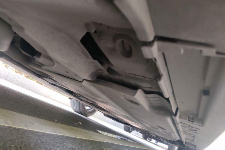 Used Toyota Corolla 2021 Dual-Motor 1.8L E-CVT Elite Edition Chassis Rear Right