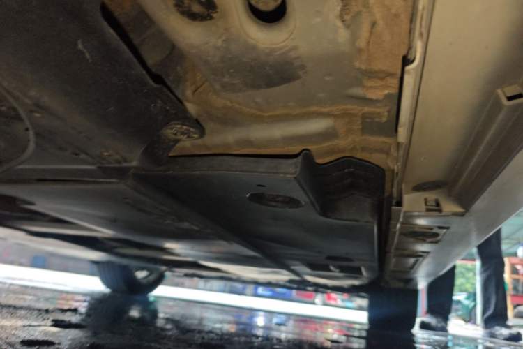 Used Toyota Corolla 2021 Dual-Motor 1.8L E-CVT Elite Edition Chassis Rear Right
