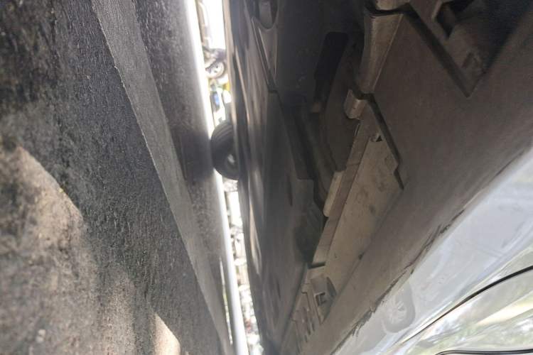 Used Toyota Corolla 2021 Dual-Motor 1.8L E-CVT Elite Edition Chassis Rear Right