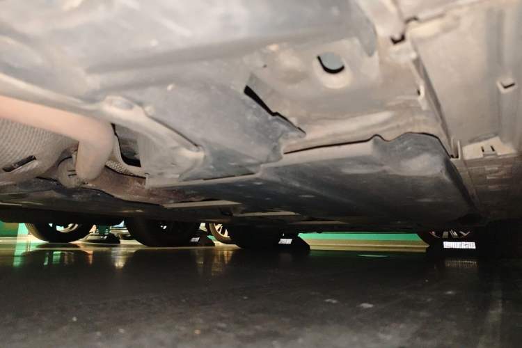 Used Toyota Corolla 2021 Dual-Motor 1.8L E-CVT Elite Edition Chassis Rear Right