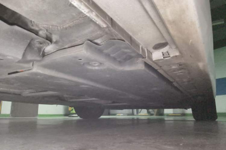 Used Toyota Corolla 2021 Dual-Motor 1.8L E-CVT Elite Edition Chassis Rear Right