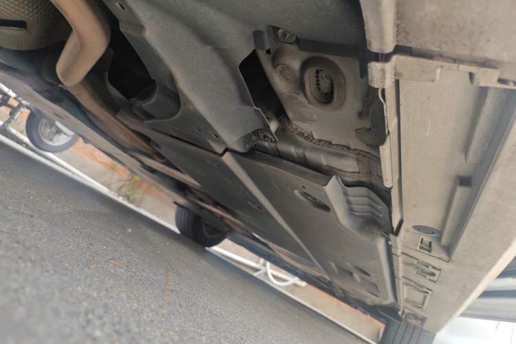 Used Toyota Corolla 2021 Dual-Motor 1.8L E-CVT Elite Edition Chassis Rear Right