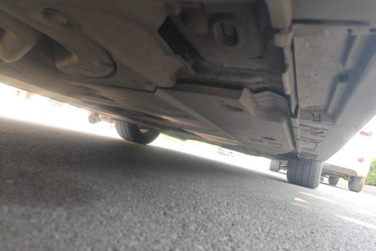Used Toyota Corolla 2021 Dual-Motor 1.8L E-CVT Elite Edition Chassis Rear Right