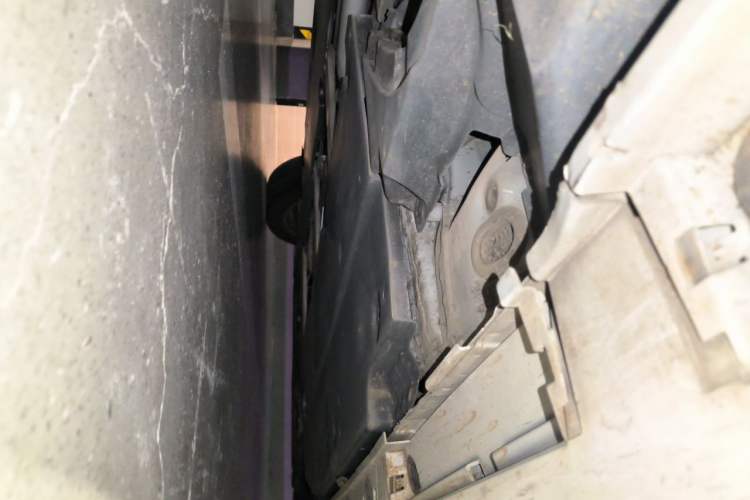 Used Toyota Corolla 2021 Dual-Motor 1.8L E-CVT Elite Edition Chassis Rear Right