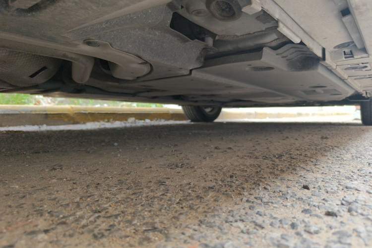 Used Toyota Corolla 2021 Dual-Motor 1.8L E-CVT Elite Edition Chassis Rear Right